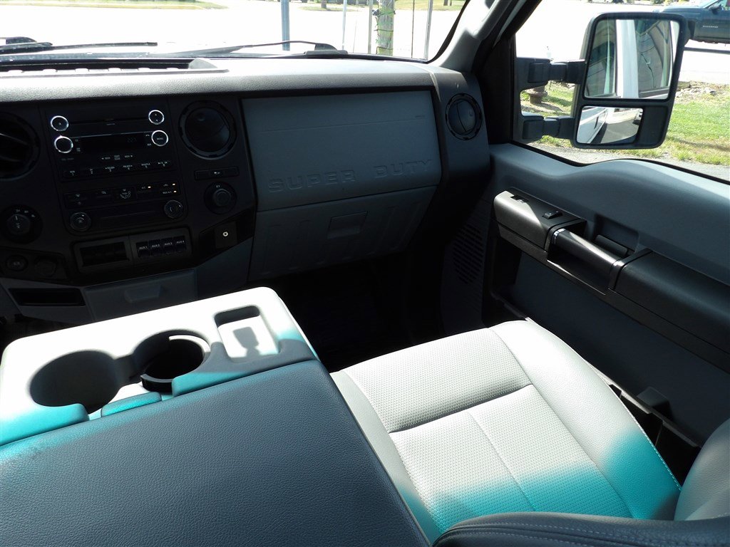 Used 2015 Ford F250 XL w/ Power Equipment Group image 25