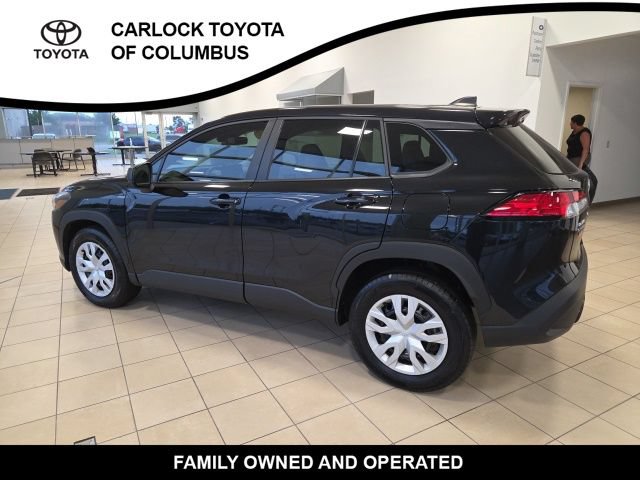 Used 2025 Toyota Corolla Cross L FWD image 10
