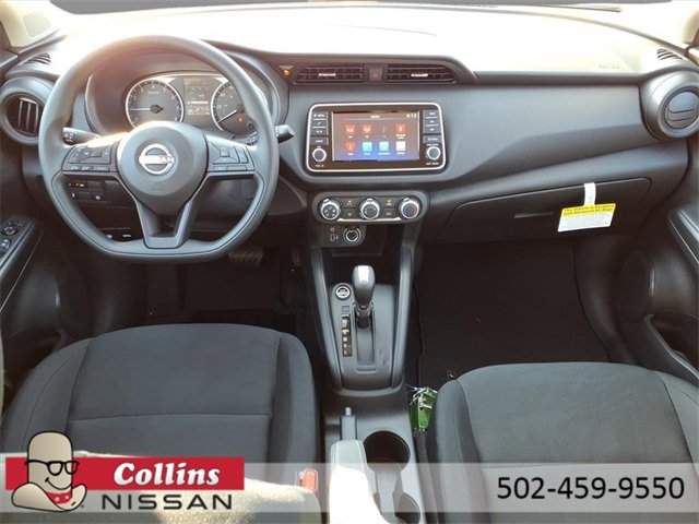 New 2025 Nissan Kicks Play S image 13