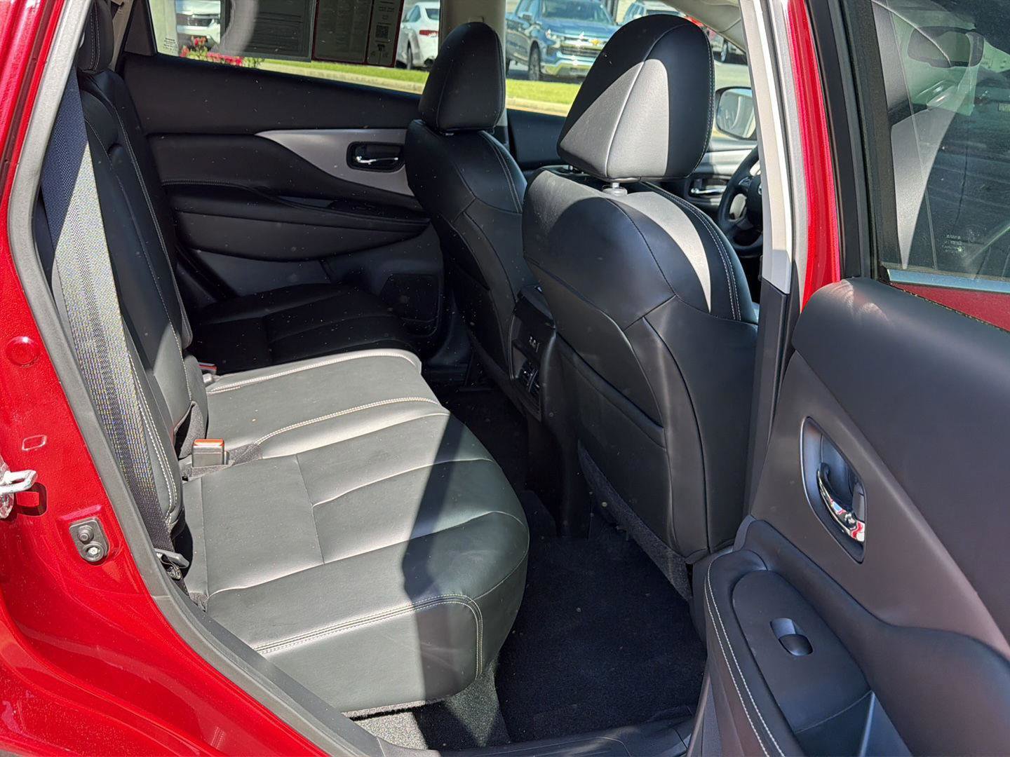 Used 2022 Nissan Murano SV image 12