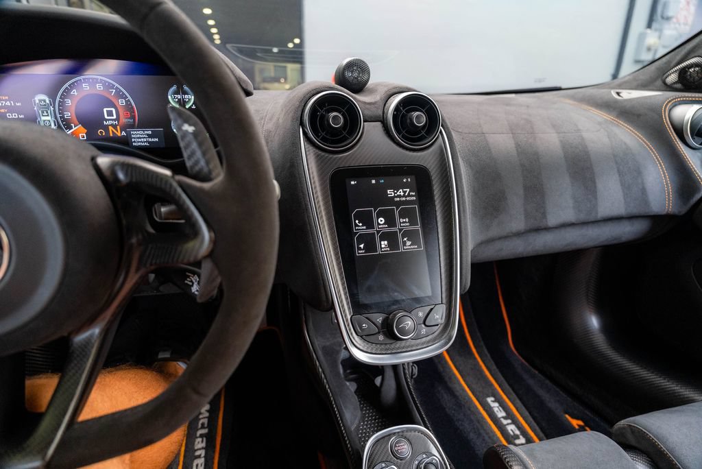 Used 2019 McLaren 600LT RWD image 65