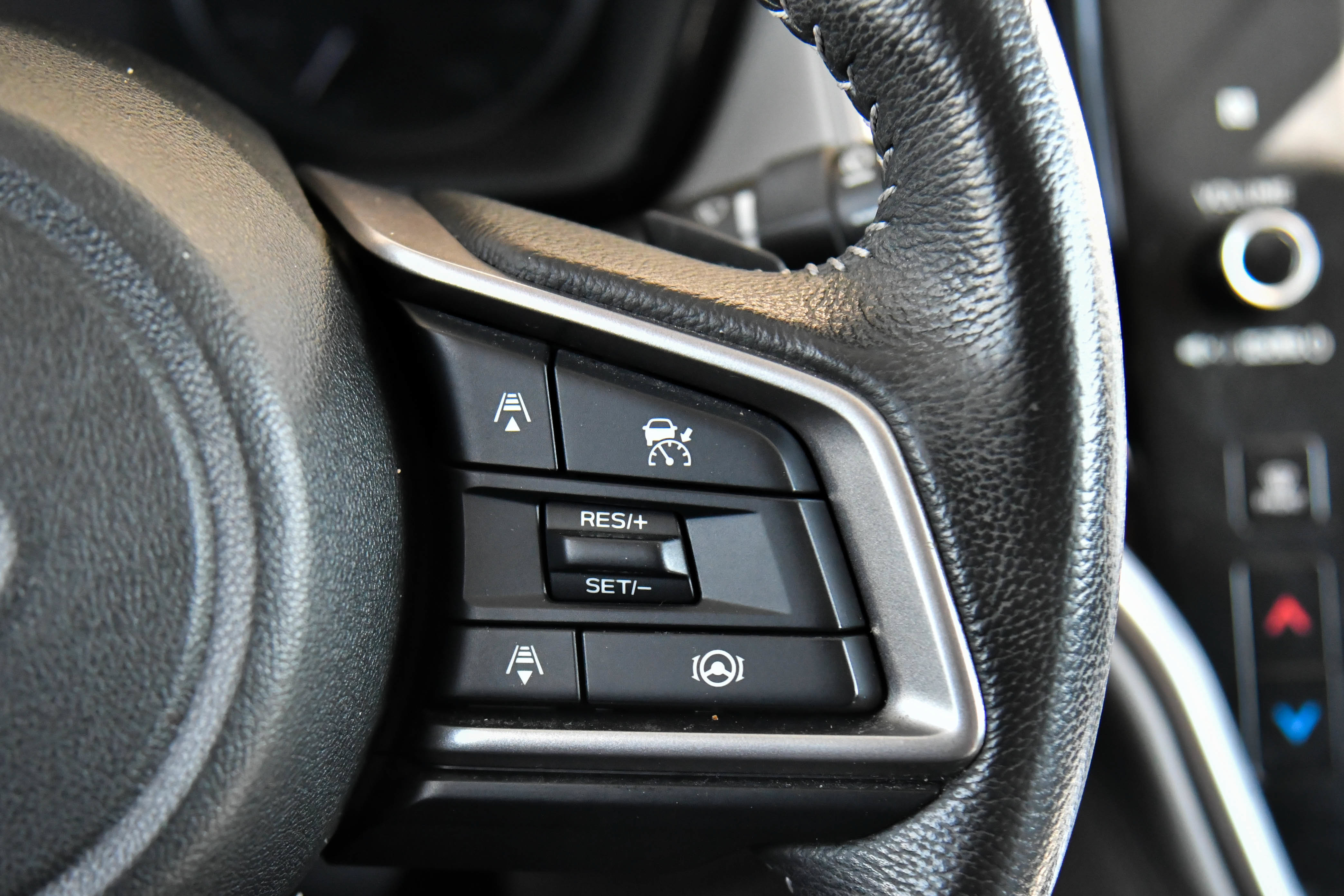 Used 2023 Subaru Outback Premium AWD/4WD image 29