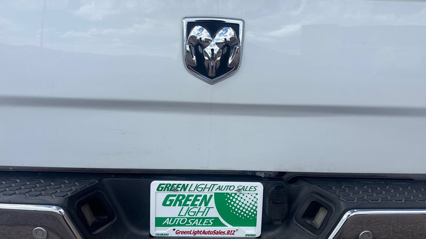 Used 2018 RAM 2500 SLT w/ Luxury Group AWD/4WD image 18