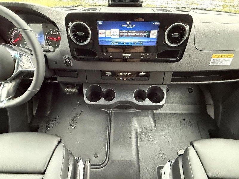 New 2026 Mercedes-Benz Sprinter 2500 image 7