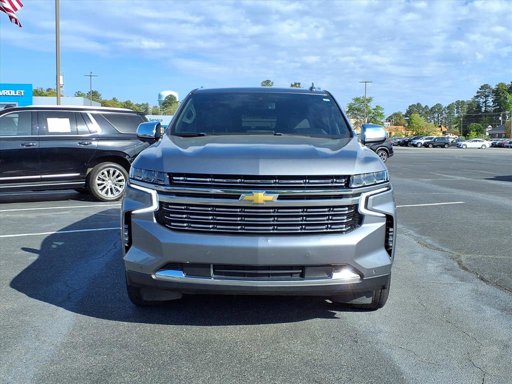 Used 2022 Chevrolet Suburban Premier image 2
