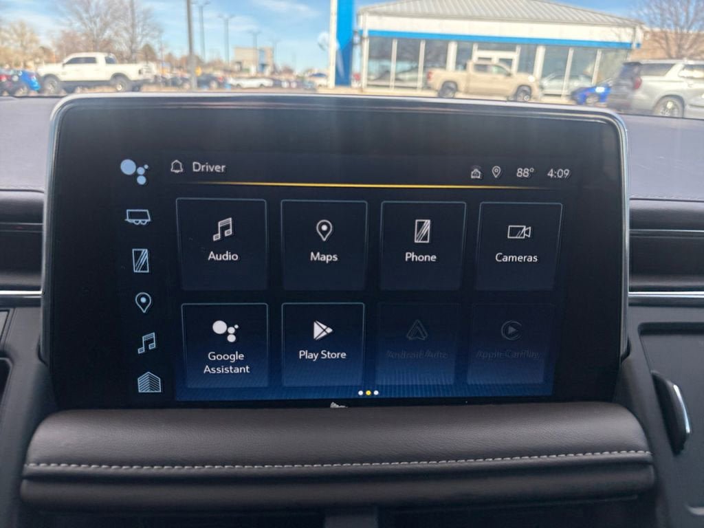Used 2023 Chevrolet Tahoe Z71 w/ Luxury Package AWD/4WD image 16