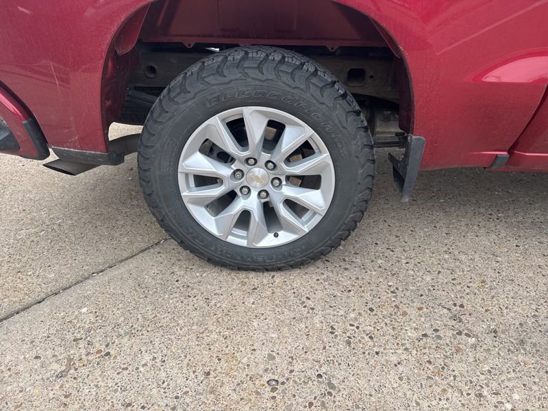 Used 2022 Chevrolet Silverado 1500 Custom w/ LPO, Dark Essentials Package image 7