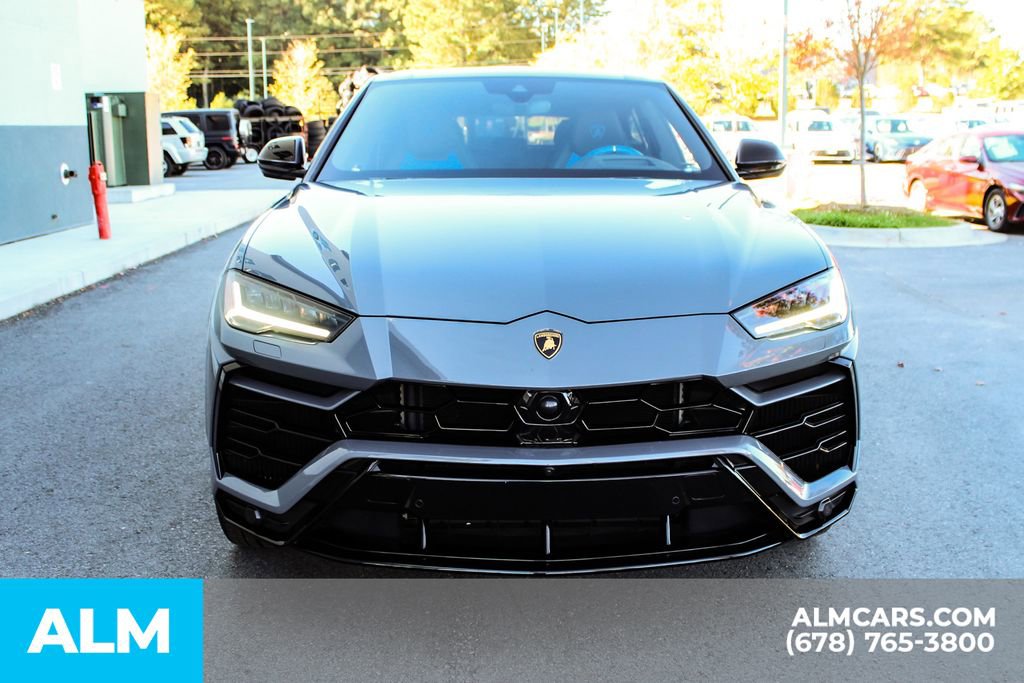 Used 2022 Lamborghini Urus image 9