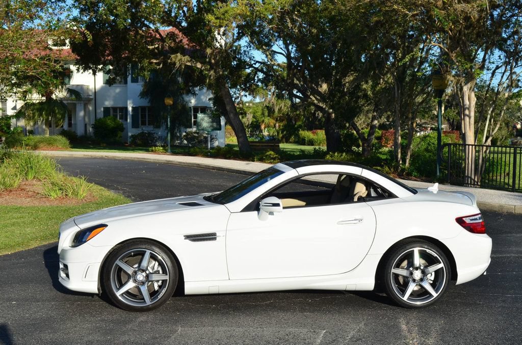 Used 2015 Mercedes-Benz SLK 250 image 28