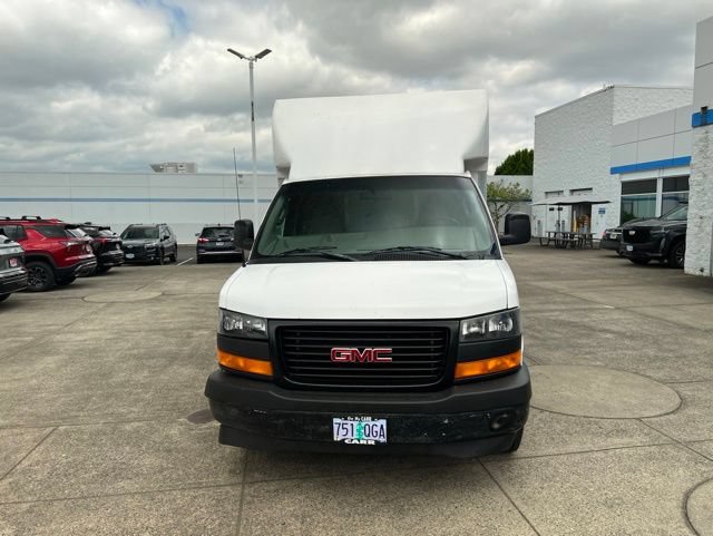 Used 2021 GMC Savana 3500 w/ Driver Convenience Package RWD image 2