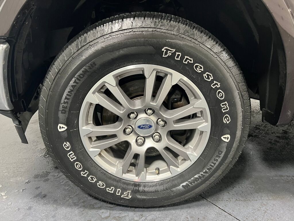 Used 2019 Ford F150 Lariat image 17