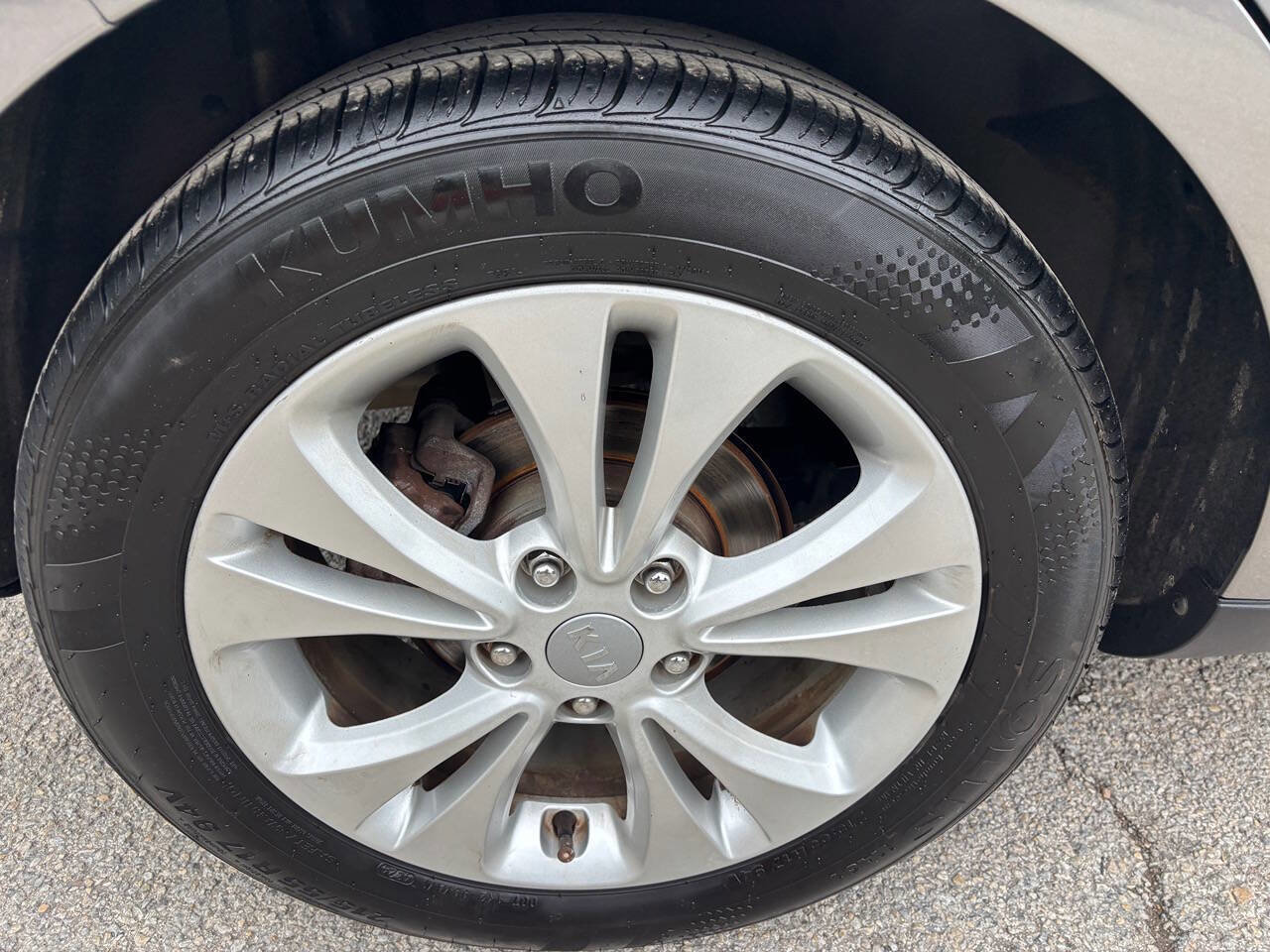 Used 2016 Kia Soul + image 21