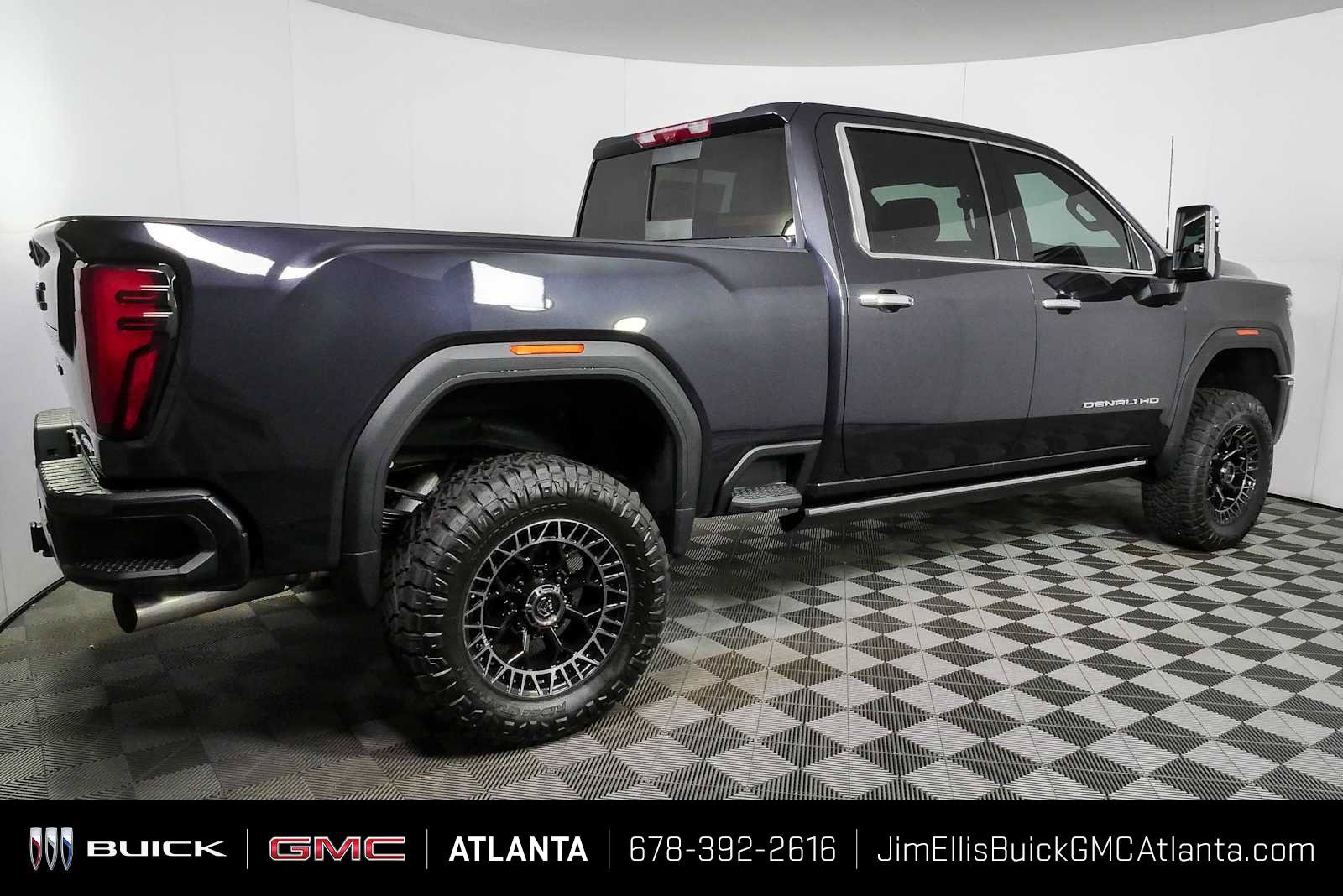 New 2026 GMC Sierra 2500 Denali w/ Denali Reserve Package AWD/4WD image 2