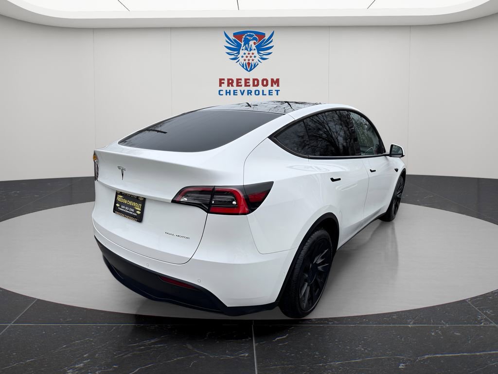 Used 2021 Tesla Model Y Long Range image 6