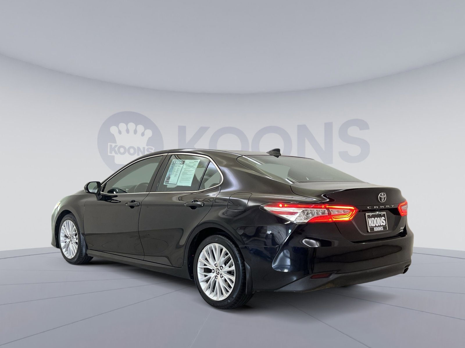 Used 2020 Toyota Camry XLE AWD/4WD image 7