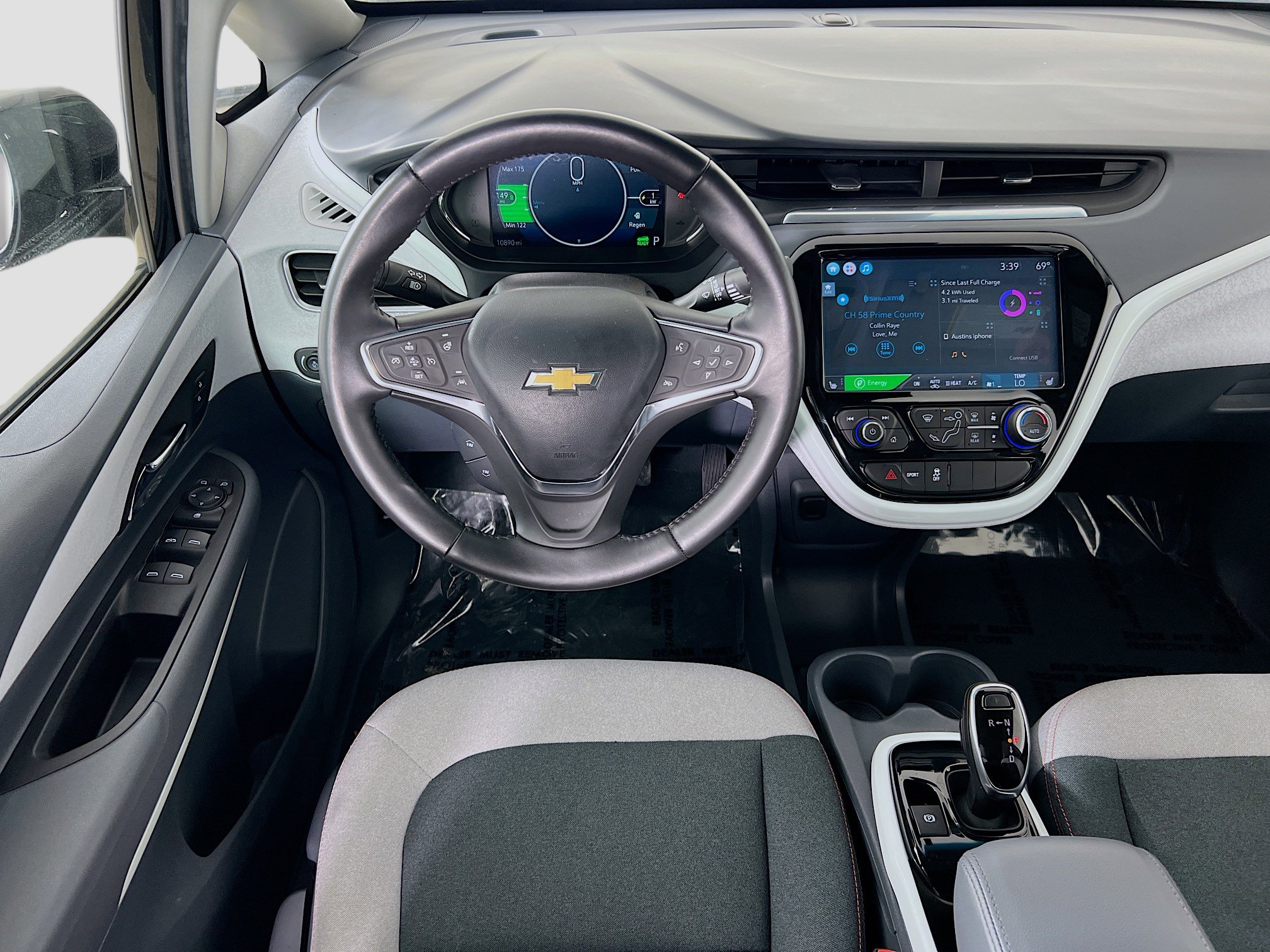 Used 2020 Chevrolet Bolt LT FWD image 23