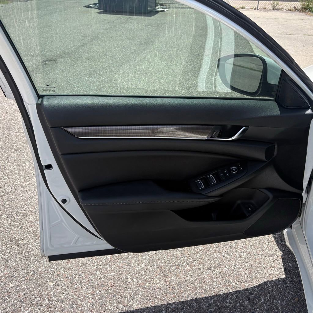 Used 2020 Honda Accord Sport image 10