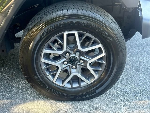 Used 2025 Jeep Wrangler Unlimited Sahara AWD/4WD image 28