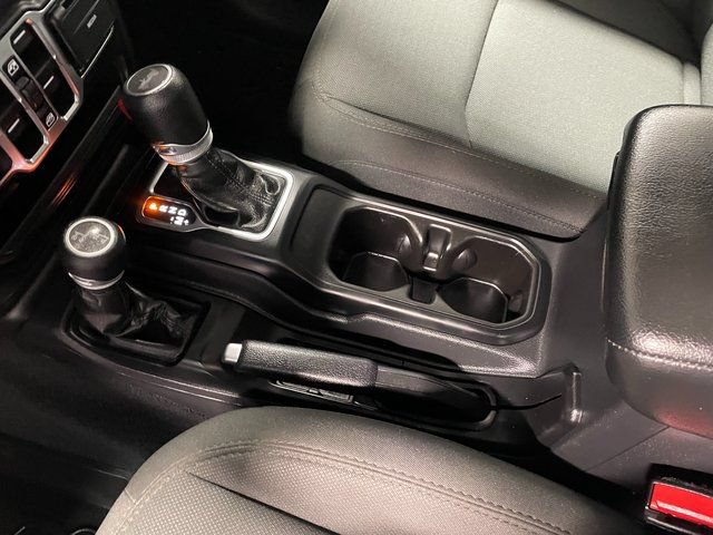 Used 2023 Jeep Wrangler Unlimited Sport AWD/4WD image 17