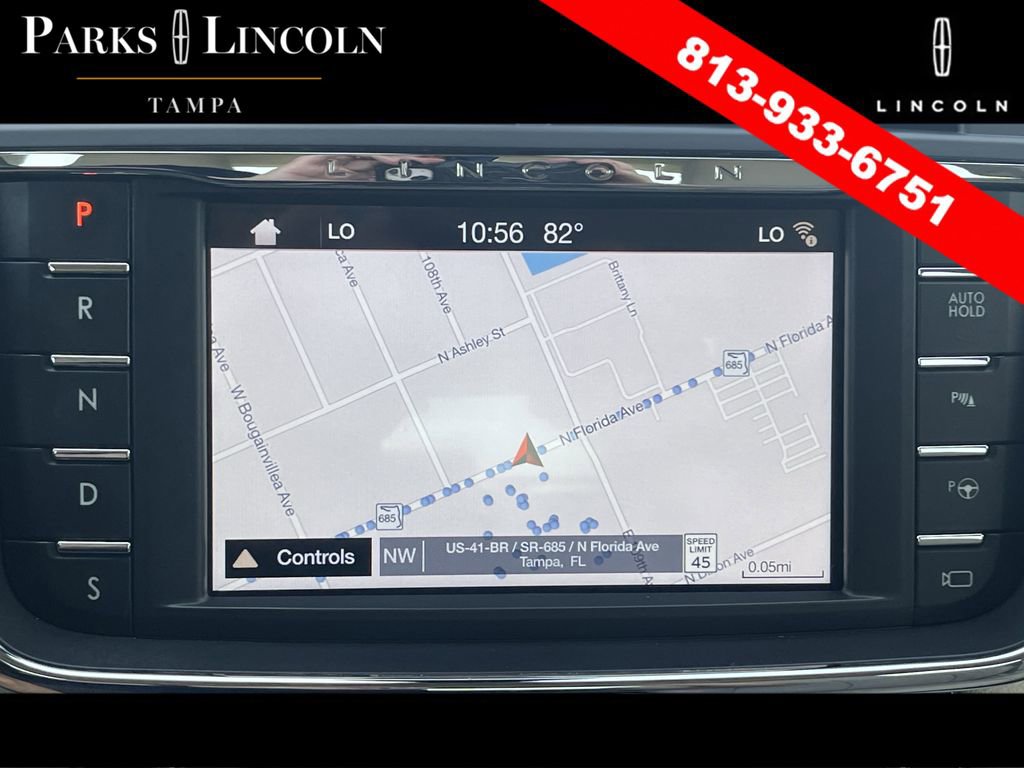 Used 2017 Lincoln Continental Reserve w/ Technology Package image 26