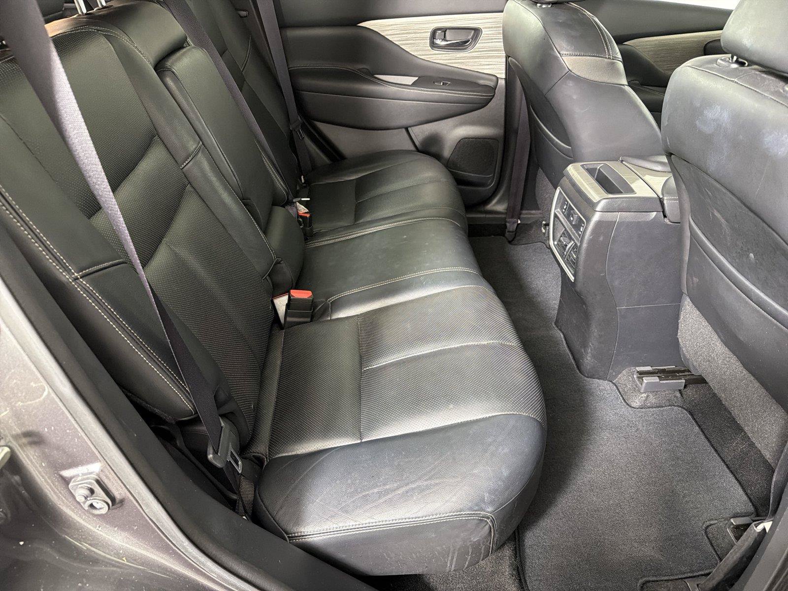 Used 2015 Nissan Murano Platinum w/ Platinum Technology Package FWD image 18