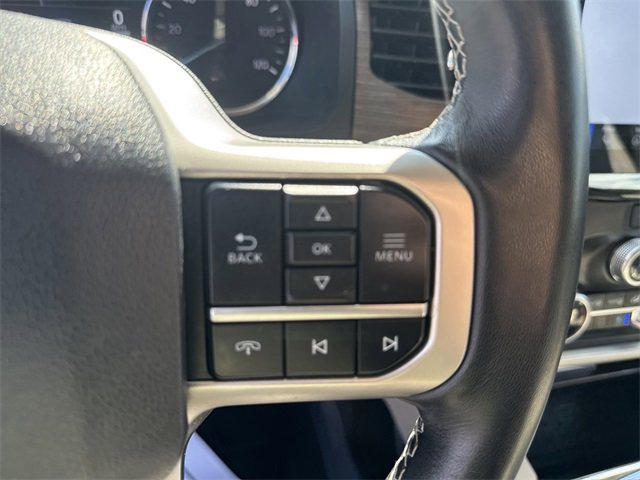 Used 2024 Ford Expedition Limited image 19