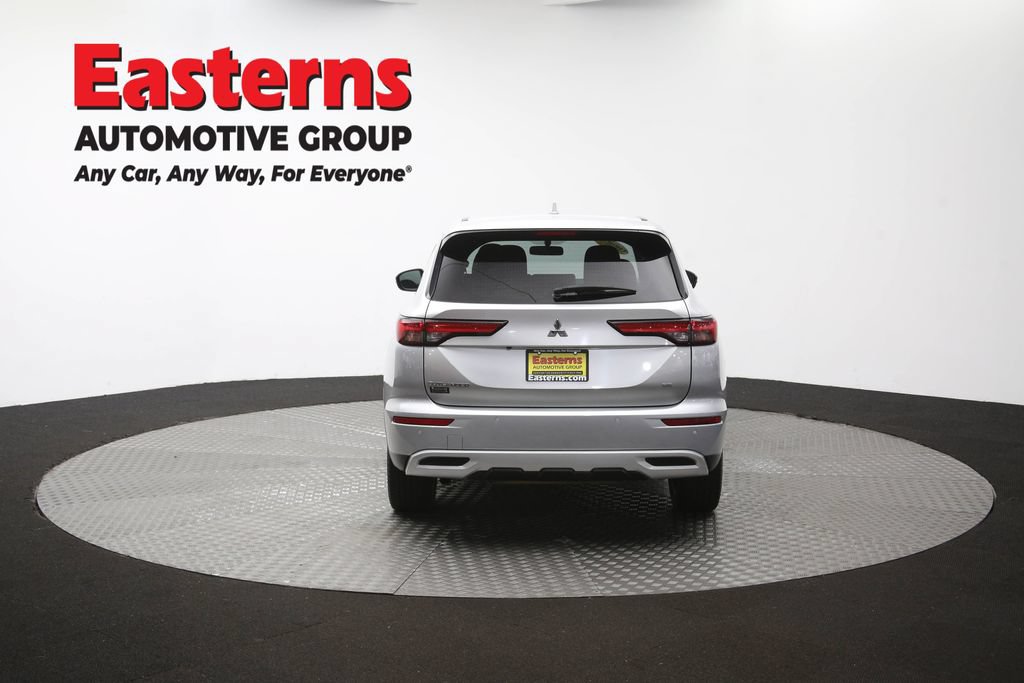 Used 2024 Mitsubishi Outlander SE FWD image 36