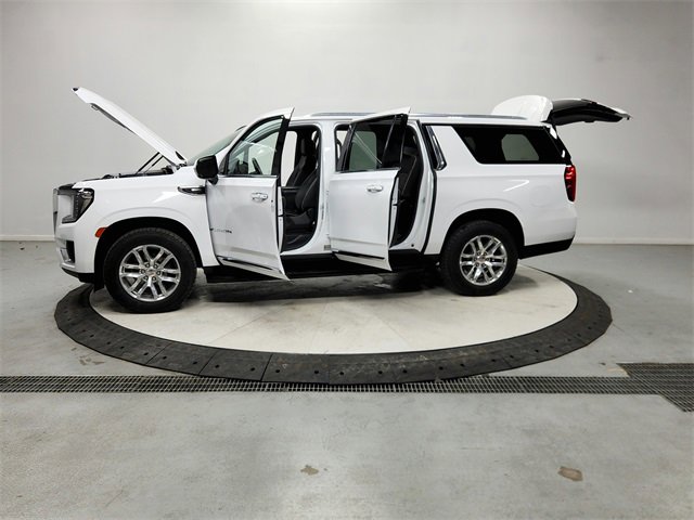Used 2022 GMC Yukon XL SLT image 12