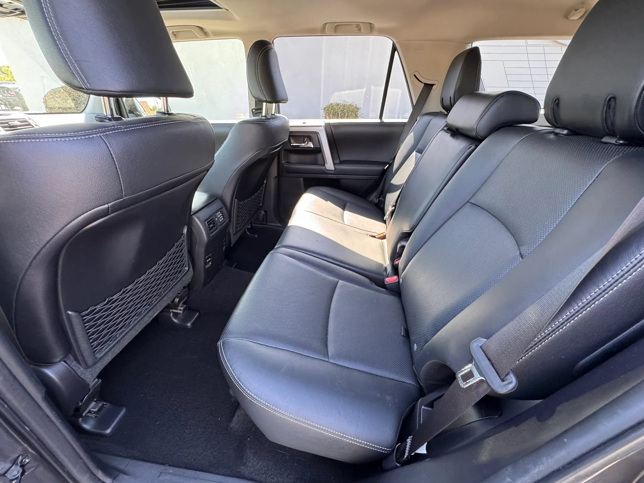 Used 2018 Toyota 4Runner Limited AWD/4WD image 17