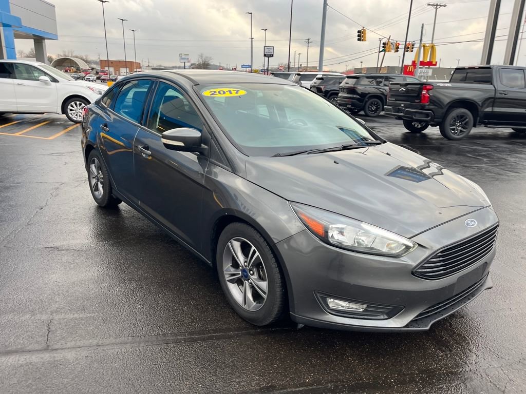 Used 2017 Ford Focus SE image 7