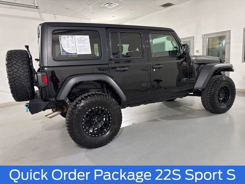 Used 2022 Jeep Wrangler Unlimited Sport image 13