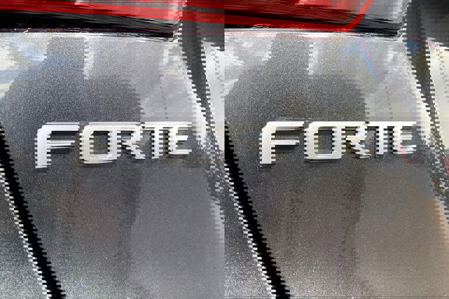 Used 2023 Kia Forte GT FWD image 32