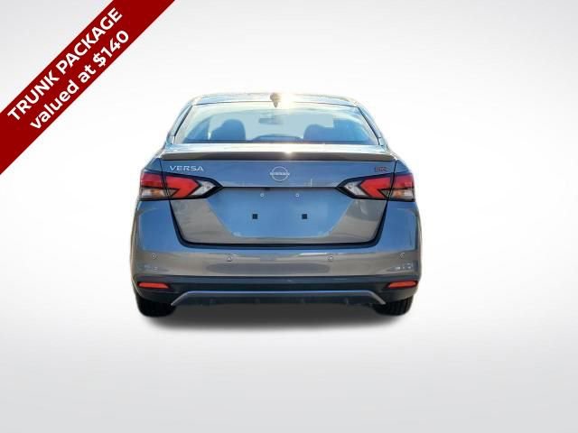 New 2025 Nissan Versa SR w/ Trunk Package image 4