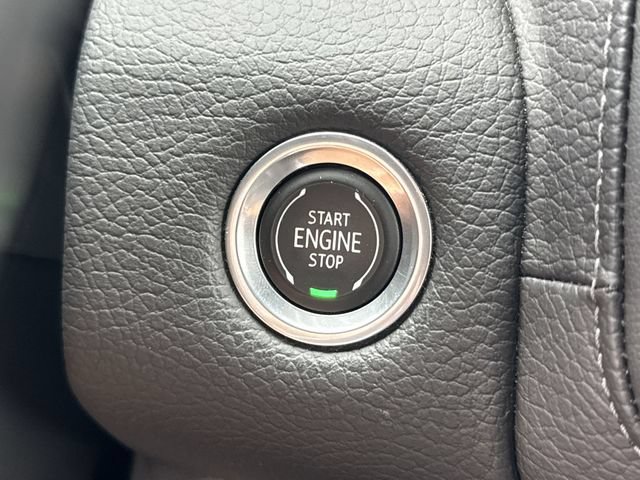 Used 2021 GMC Yukon Denali AWD/4WD image 17