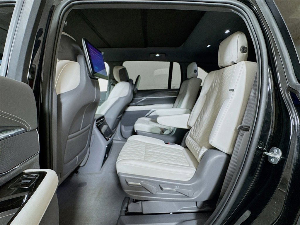 New 2025 Cadillac Escalade IQ Sport 1 w/ Smart Trailering package image 13