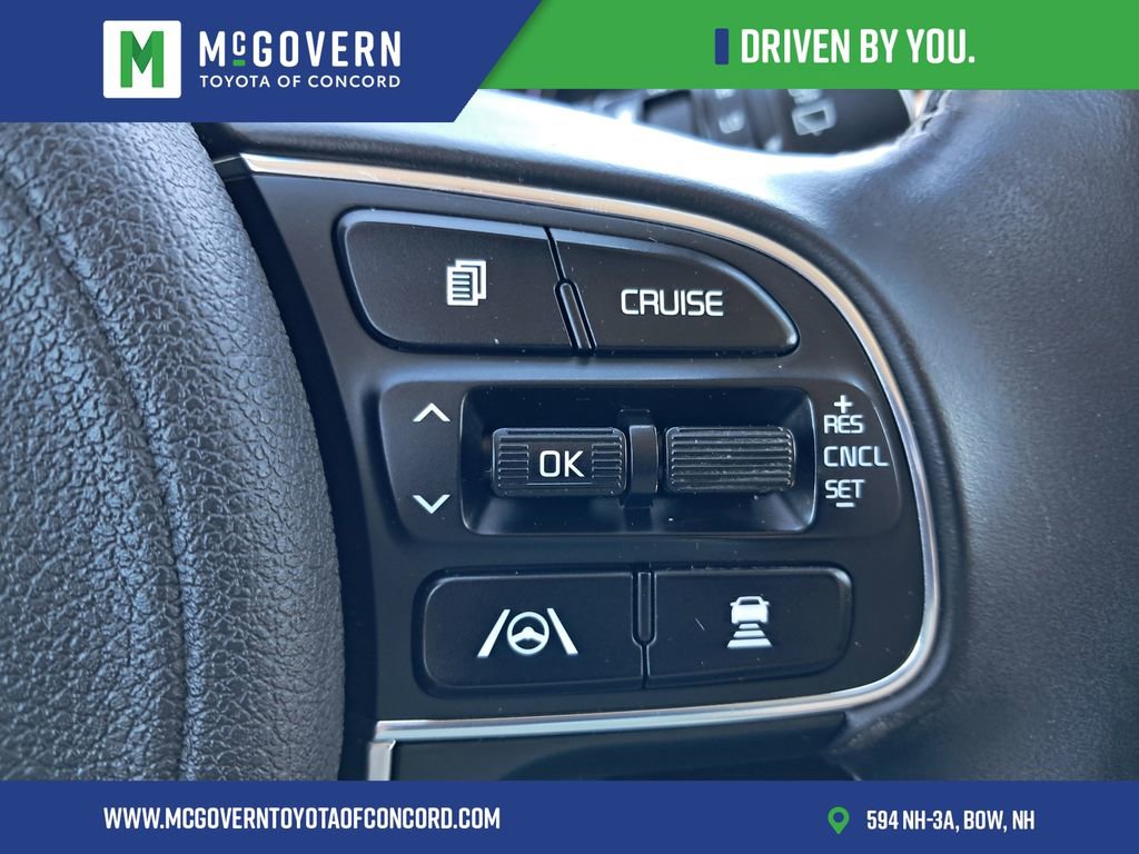 Used 2022 Kia Niro EX Premium FWD image 23