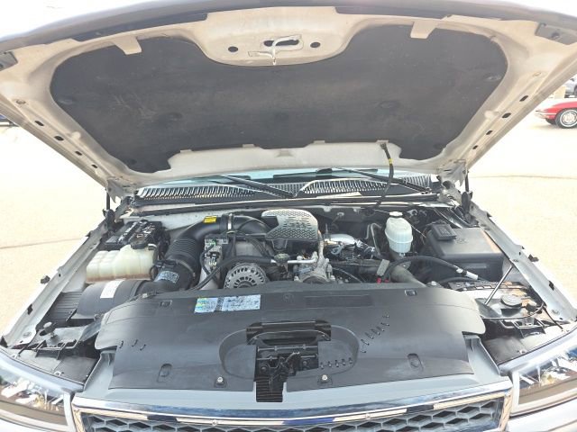 Used 2006 Chevrolet Silverado 2500 LT w/ Heavy-Duty Power Package image 32