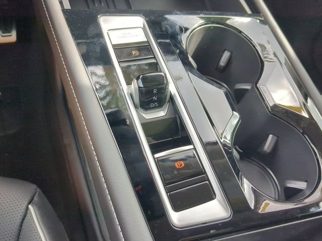 New 2026 Volkswagen Atlas SEL Premium R-Line image 28