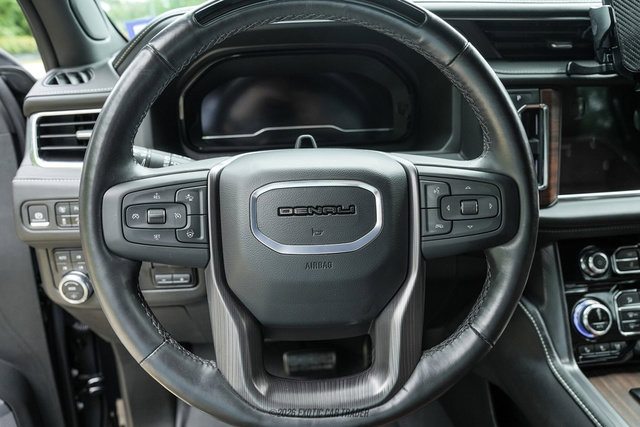 Used 2024 GMC Yukon Denali Ultimate w/ LPO, Floor Liner Package AWD/4WD image 35