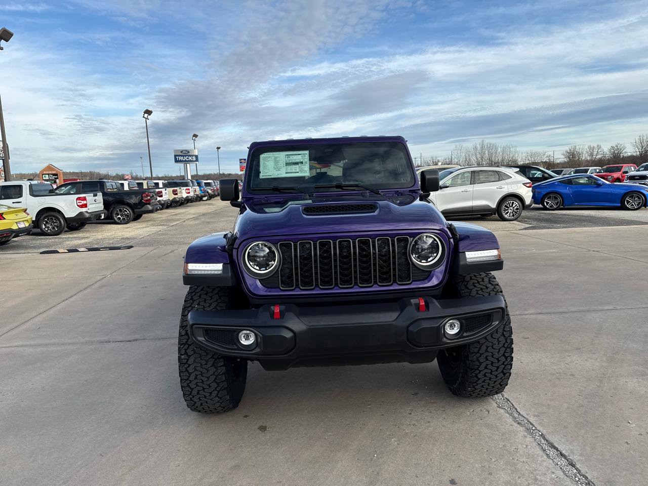 New 2026 Jeep Wrangler Unlimited Rubicon w/ Xtreme 35 Tire Package AWD/4WD image 25