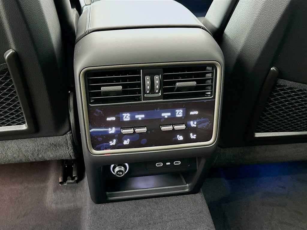 New 2026 Porsche Cayenne Turbo AWD/4WD image 27