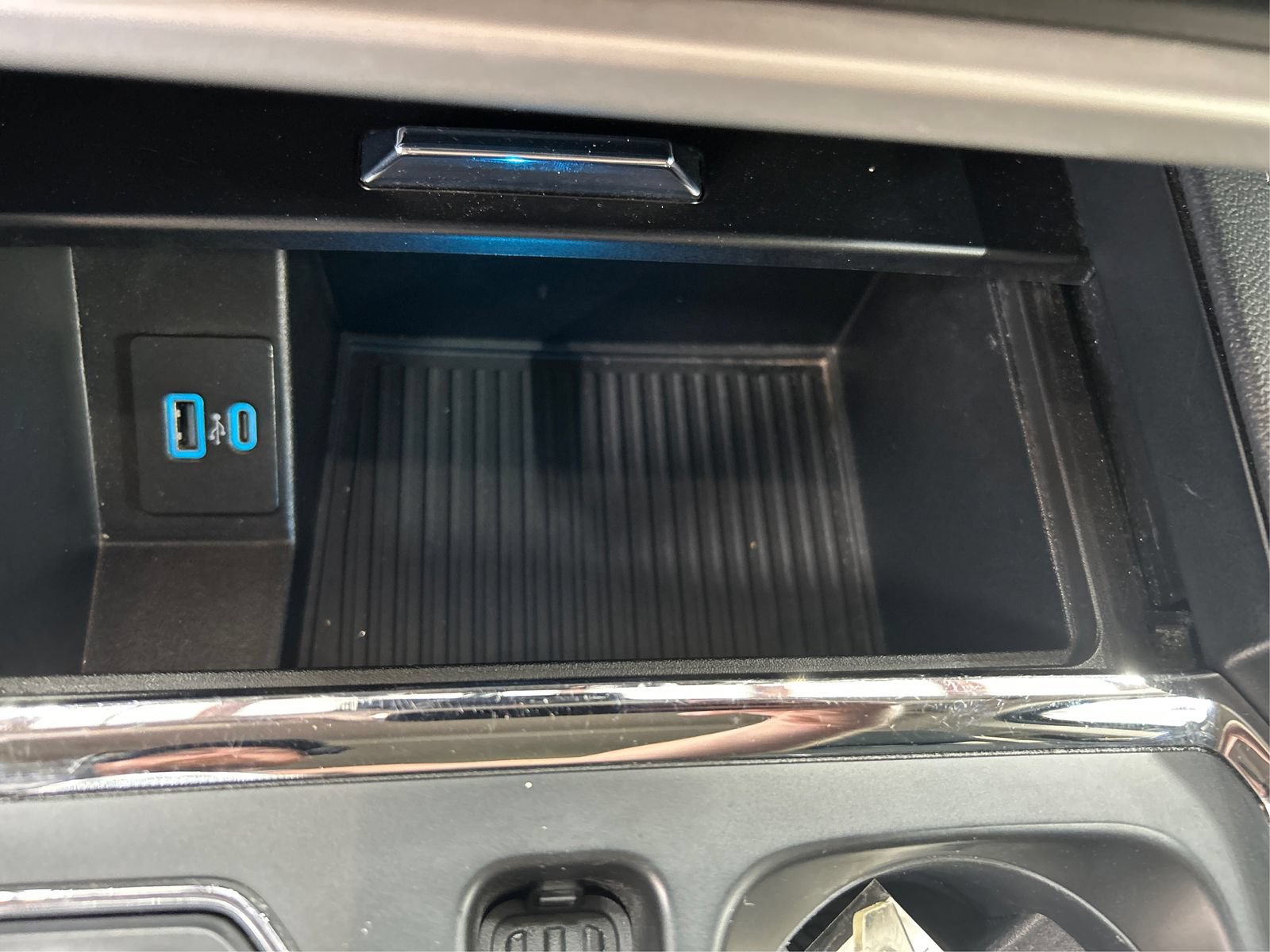 Used 2024 Ford Expedition XLT AWD/4WD image 32