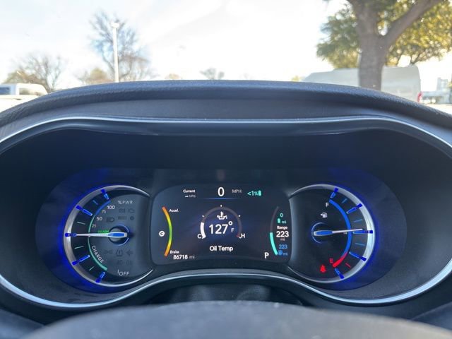 Used 2020 Chrysler Pacifica Limited w/ Advanced Safetytec Group image 13