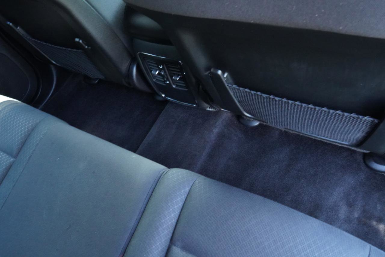 Used 2019 Jeep Grand Cherokee Laredo AWD/4WD image 59