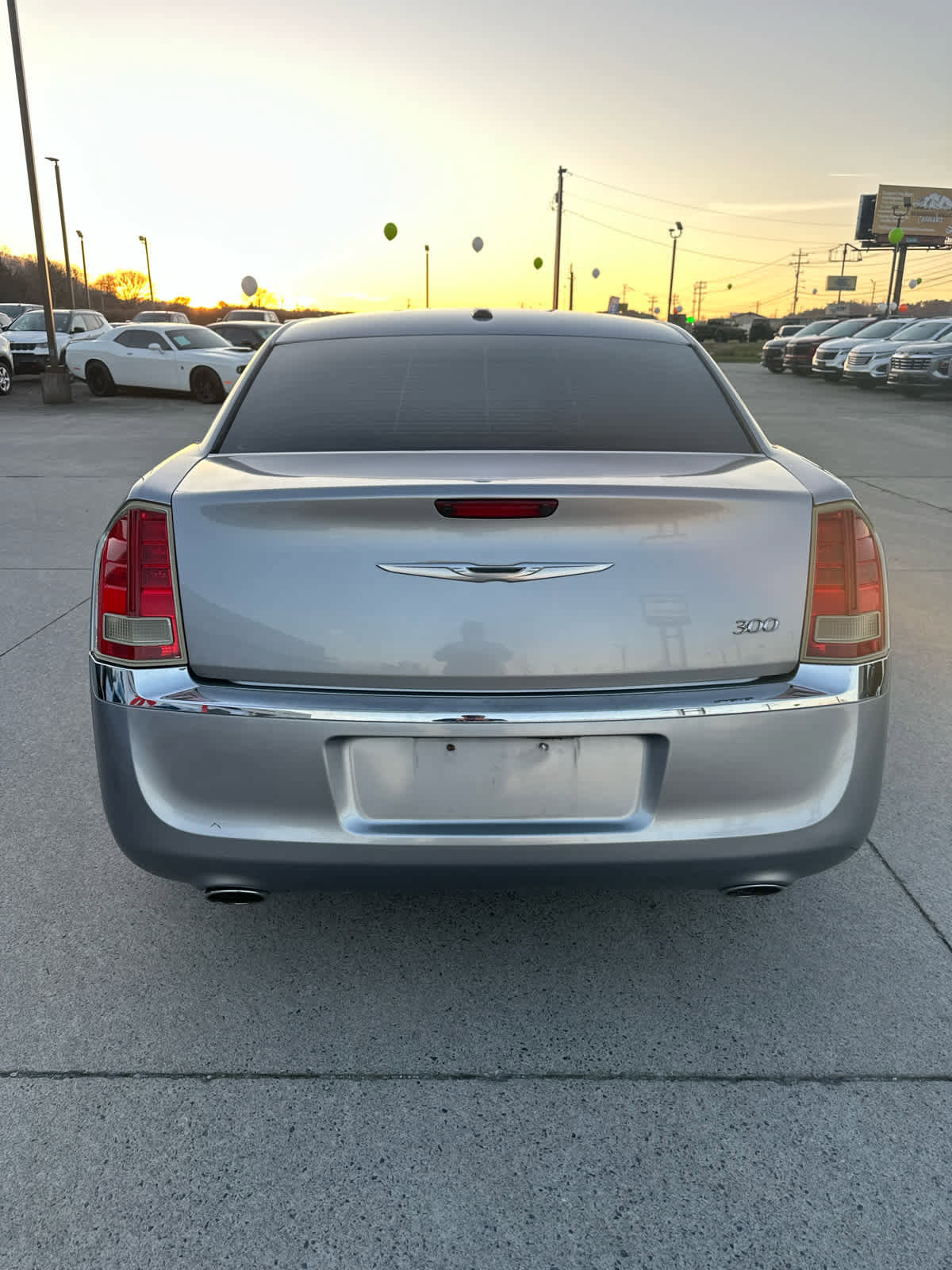 Used 2011 Chrysler 300 Limited image 8