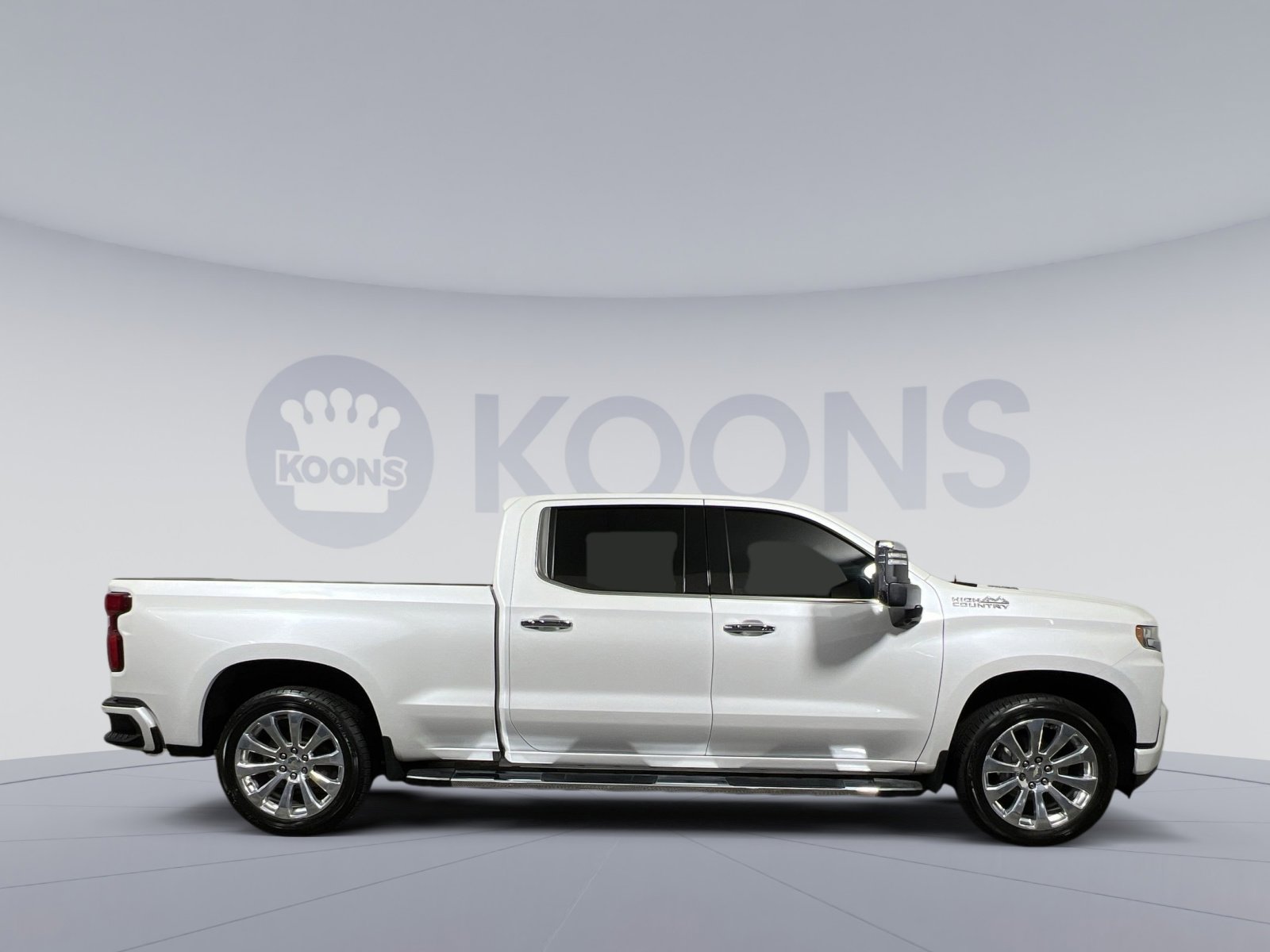 Used 2021 Chevrolet Silverado 1500 High Country w/ Technology Package image 8