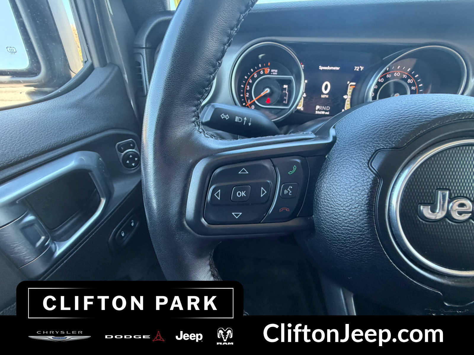 Used 2022 Jeep Wrangler Unlimited Sport image 22