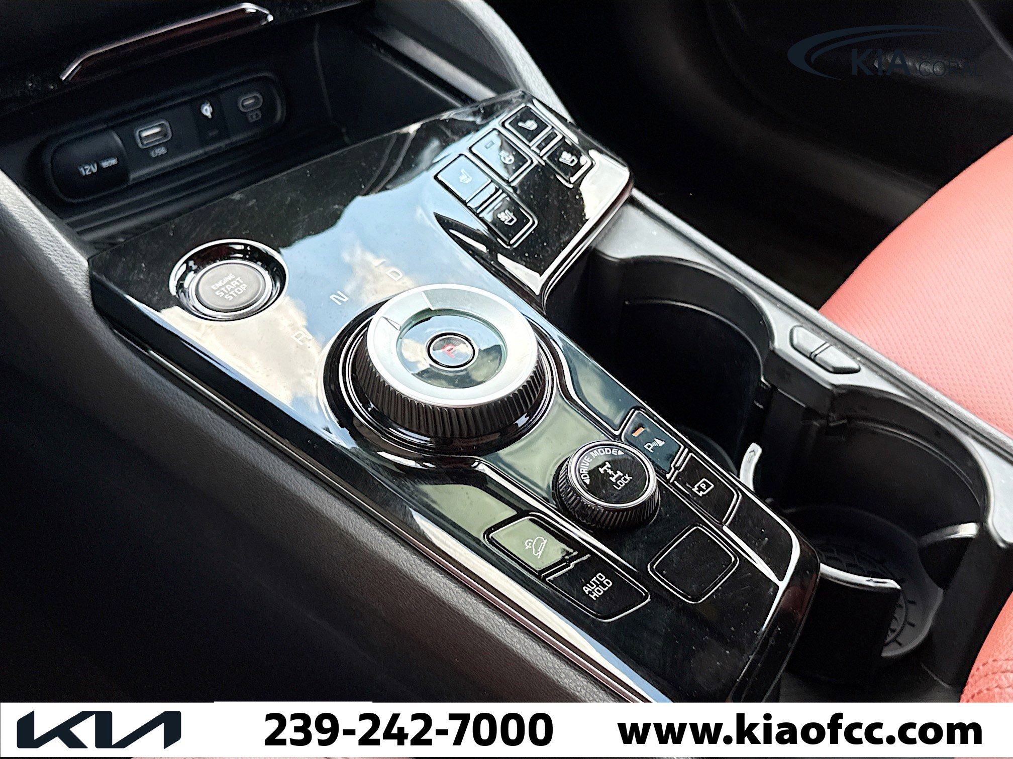 Used 2025 Kia Sportage SX Prestige image 24