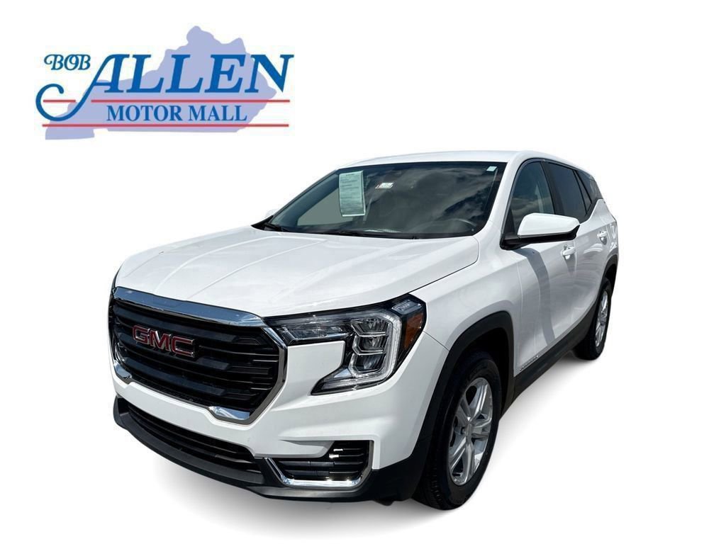 Used 2024 GMC Terrain SLE FWD image 1