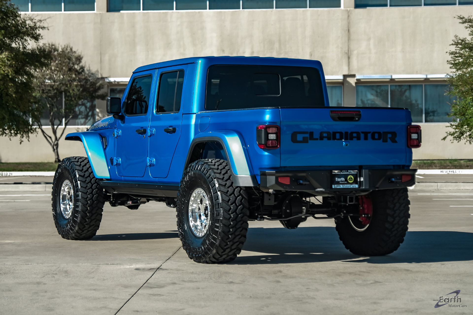 Used 2023 Jeep Gladiator Rubicon w/ LED Lighting Group AWD/4WD image 13